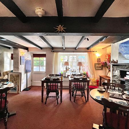 The Cottage Bed & Breakfast 波尔佩罗 外观 照片