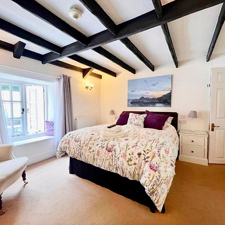 The Cottage Bed & Breakfast 波尔佩罗 外观 照片