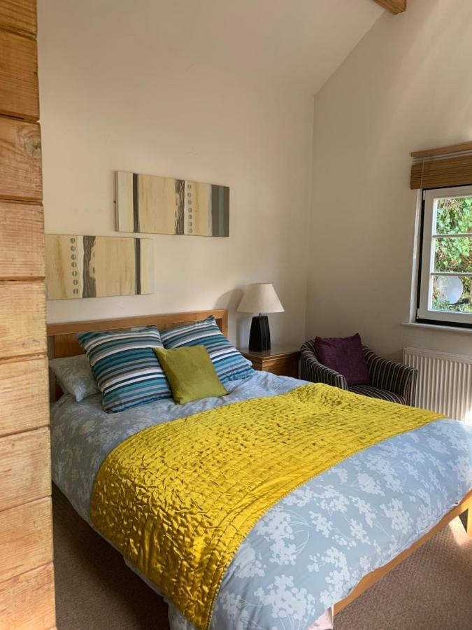The Cottage Bed & Breakfast 波尔佩罗 外观 照片