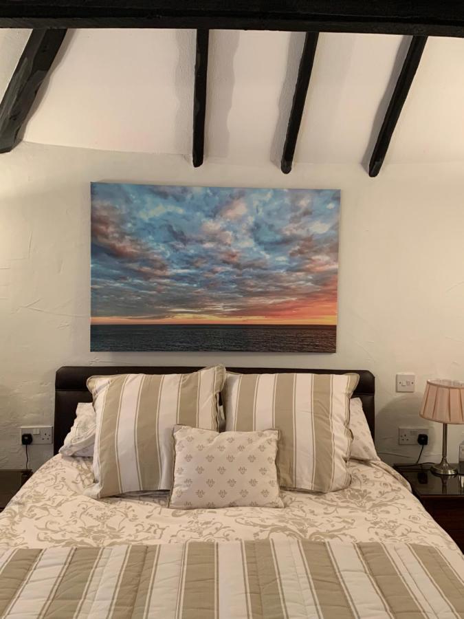 The Cottage Bed & Breakfast 波尔佩罗 外观 照片