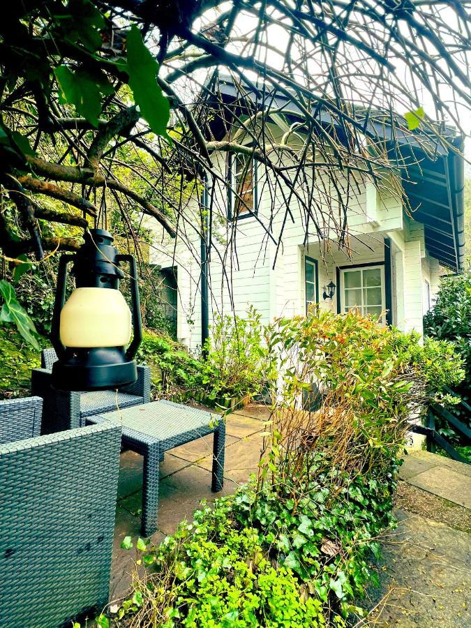 The Cottage Bed & Breakfast 波尔佩罗 外观 照片